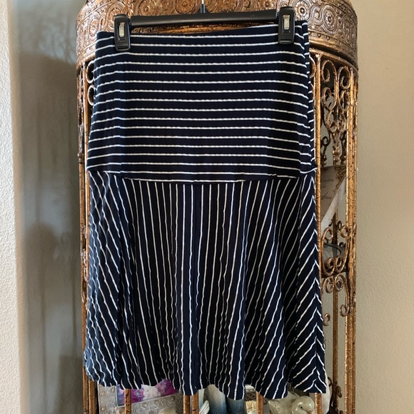 YSC-City Black/White Striped Flare Skirt M - Picture 1 of 2